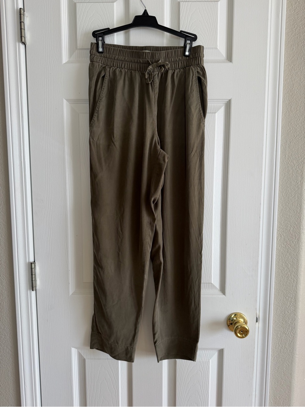 Everlane Olive Drawstring Relaxed Pants